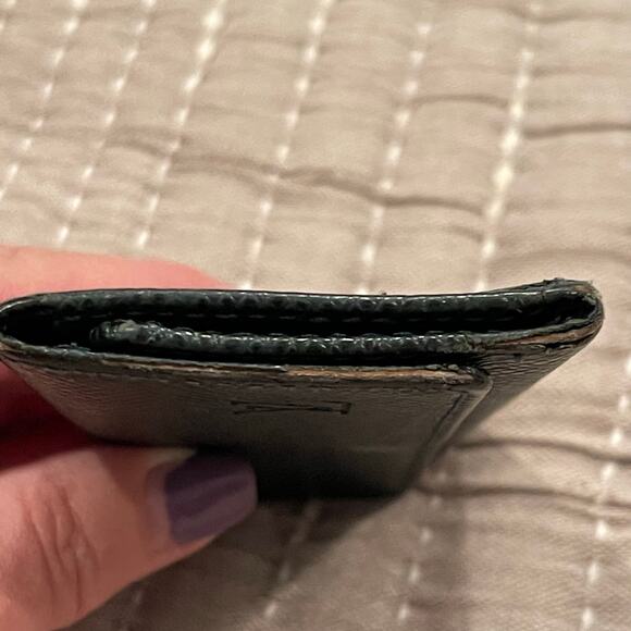 Louis Vuitton LV 4 Key Holder Black Leather Authentic COA - Picture 8 of 9